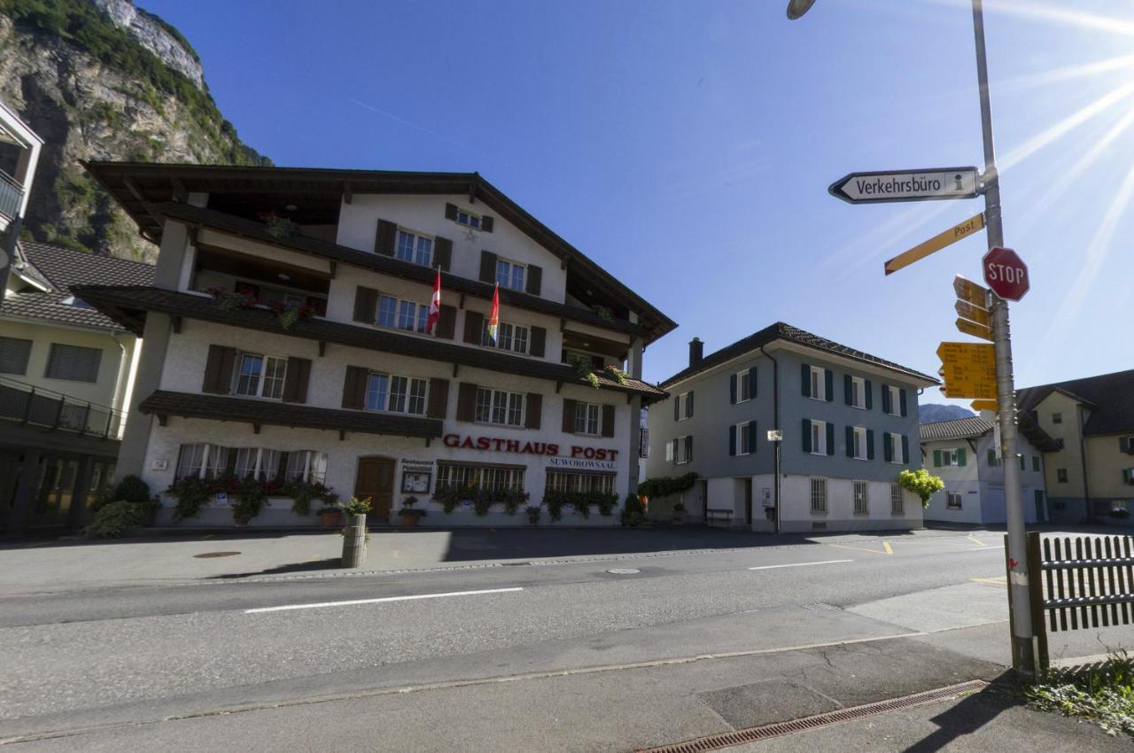Gasthaus Post Muotathal Bagian luar foto